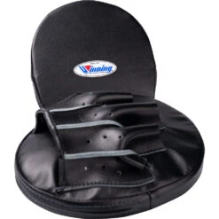 Winning CM-5 Black Focus Mitts