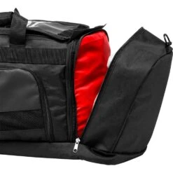 Everlast Contender Hybrid Black Duffel Bag 13 Everlast Contender Hybrid Black Duffel Bag -Boxing Gear Shop DWEQ141309 BLK 4