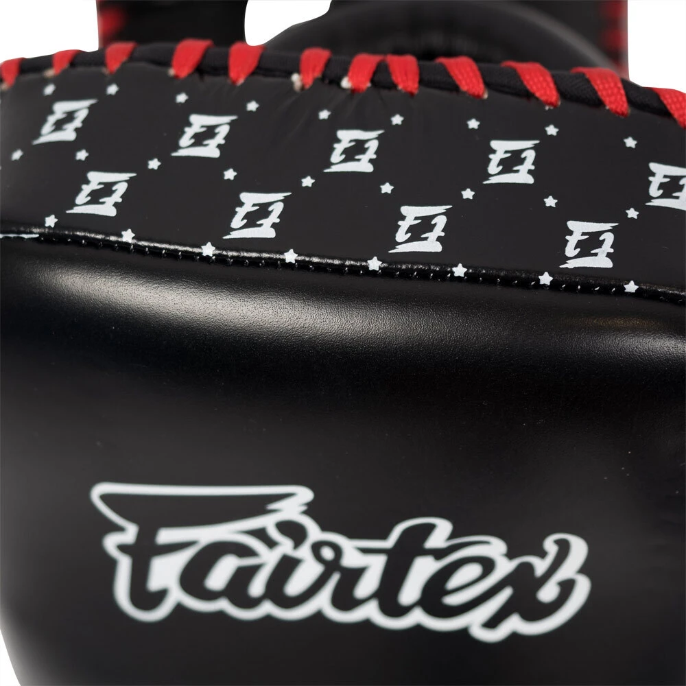 Fairtex "Superior" Black Curved Kicks Pads 4 Fairtex "Superior" Black Curved Kicks Pads - Image 2