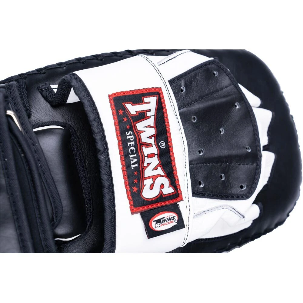 Twins Long Black/White Punching Mitts 6 Twins Long Black/White Punching Mitts - Image 4